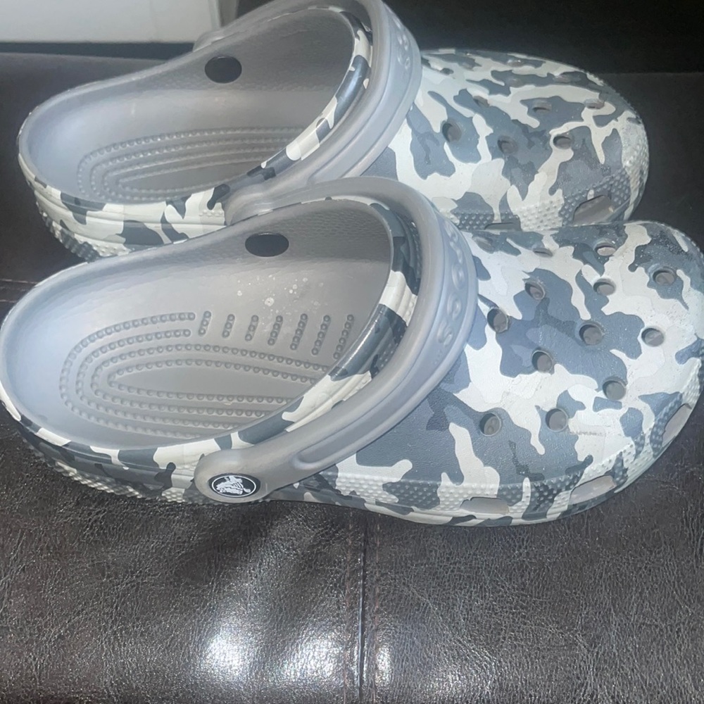 Crocs